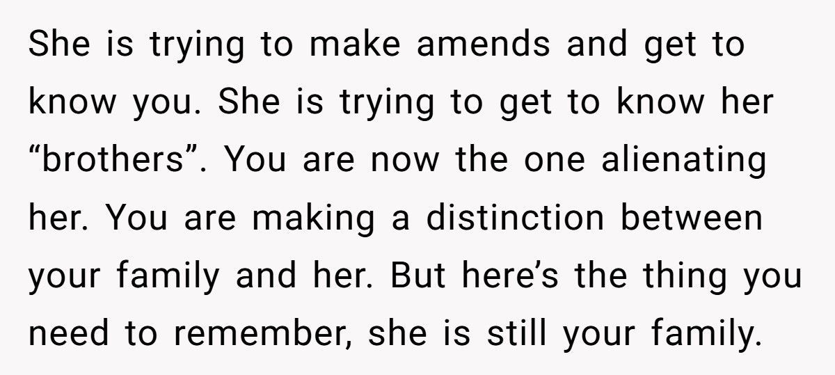 Mom Refuses To Let Estranged Daughter Spend Christmas With Her ‘New’ Family