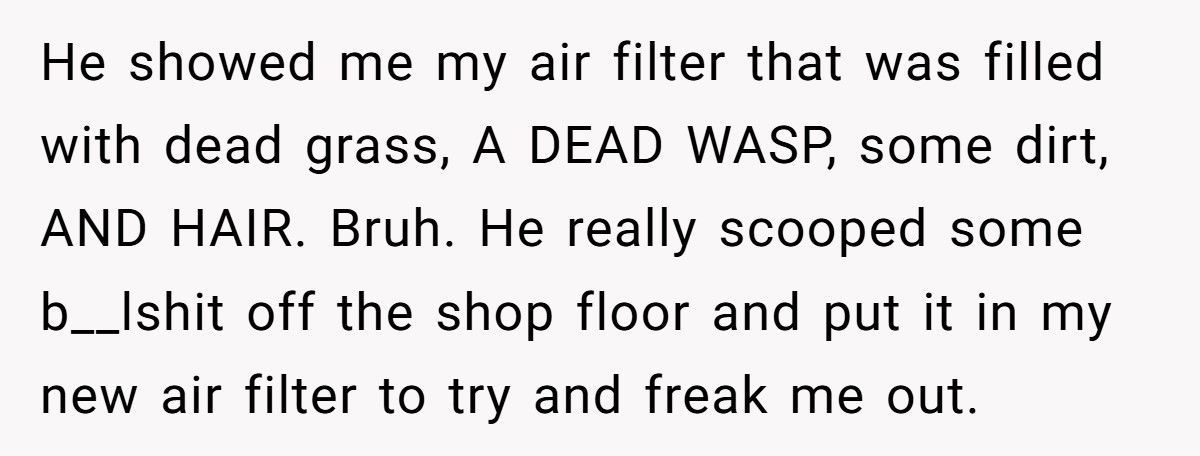 Mechanic Tries To Scam “Clueless” Girl, Gets Humiliated In Front Of Customers