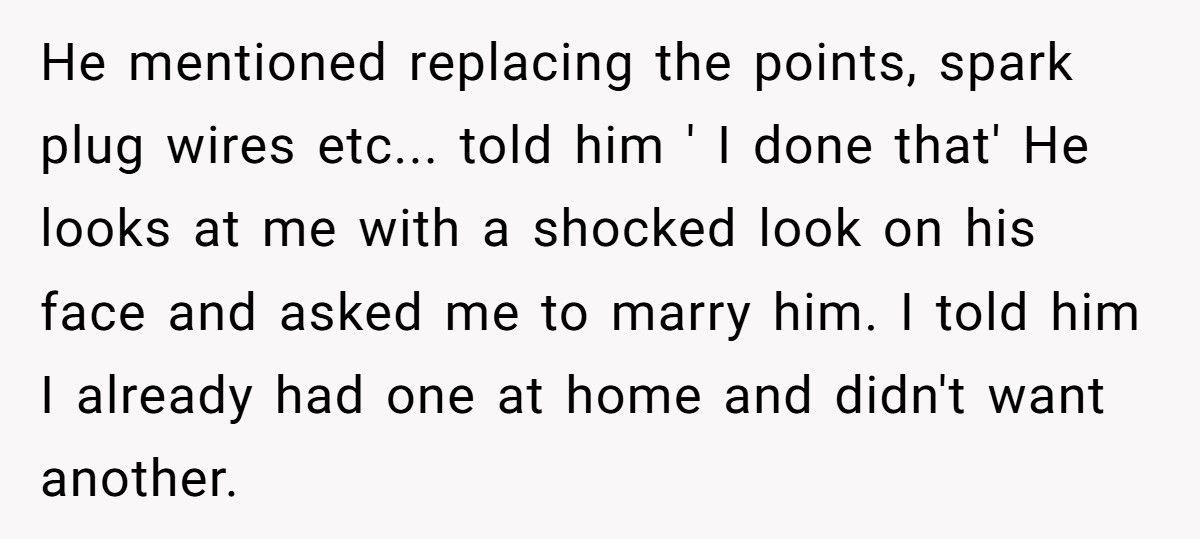 Mechanic Tries To Scam “Clueless” Girl, Gets Humiliated In Front Of Customers