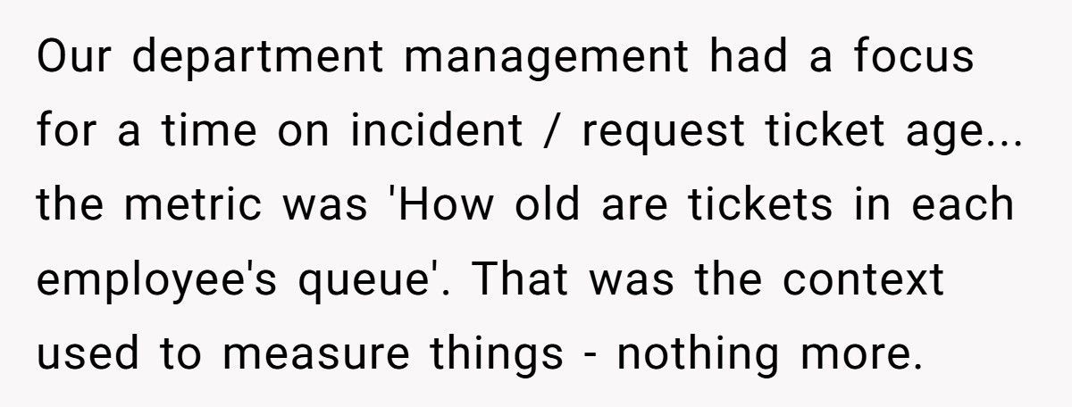 Man Handles 50 Cases A Day For 2 Years, Boss Sends Him To ‘Underperformer’ Training For Missing One