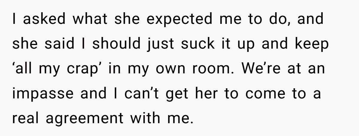 Woman Refuses To Give Up Gaming Room, Pregnant Sister Calls Her “Selfish” And Demands Master Suite Too