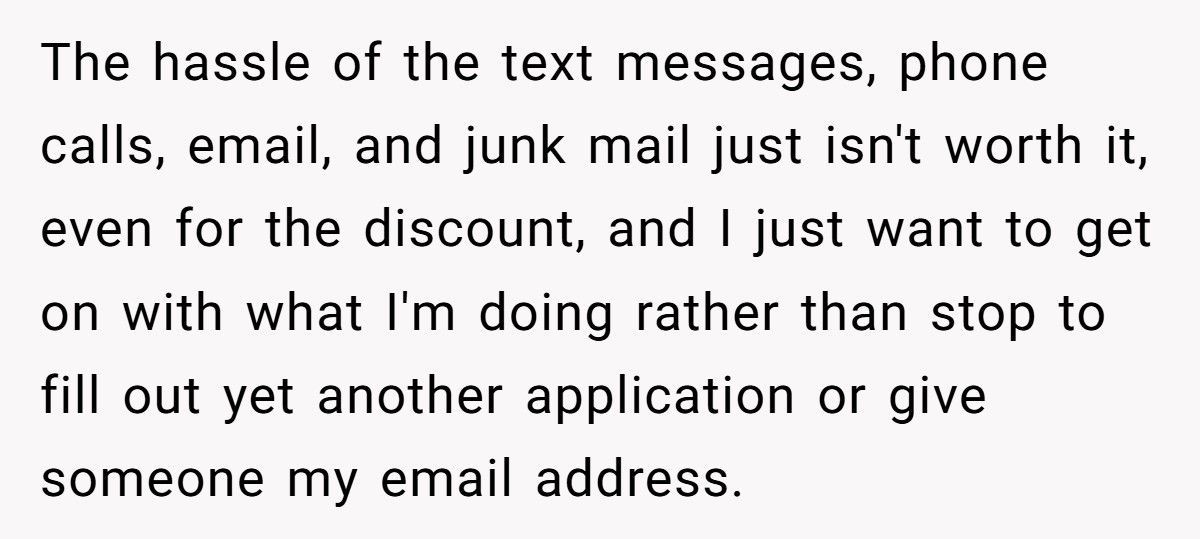 Guy Refuses Discounts, Insults Clerk, And Ends Up Paying Full Price For The Worst Seat Possible