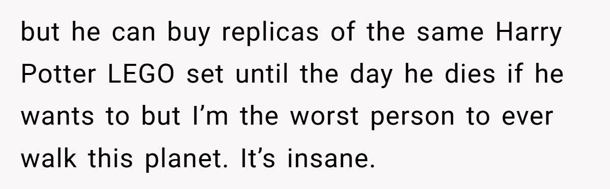 Woman Destroys Boyfriend’s LEGO Collection After He Throws Away Her Childhood Teddy Bear Woman Destroys Boyfriend’s LEGO Collection After He Throws Away Her Childhood Teddy Bear