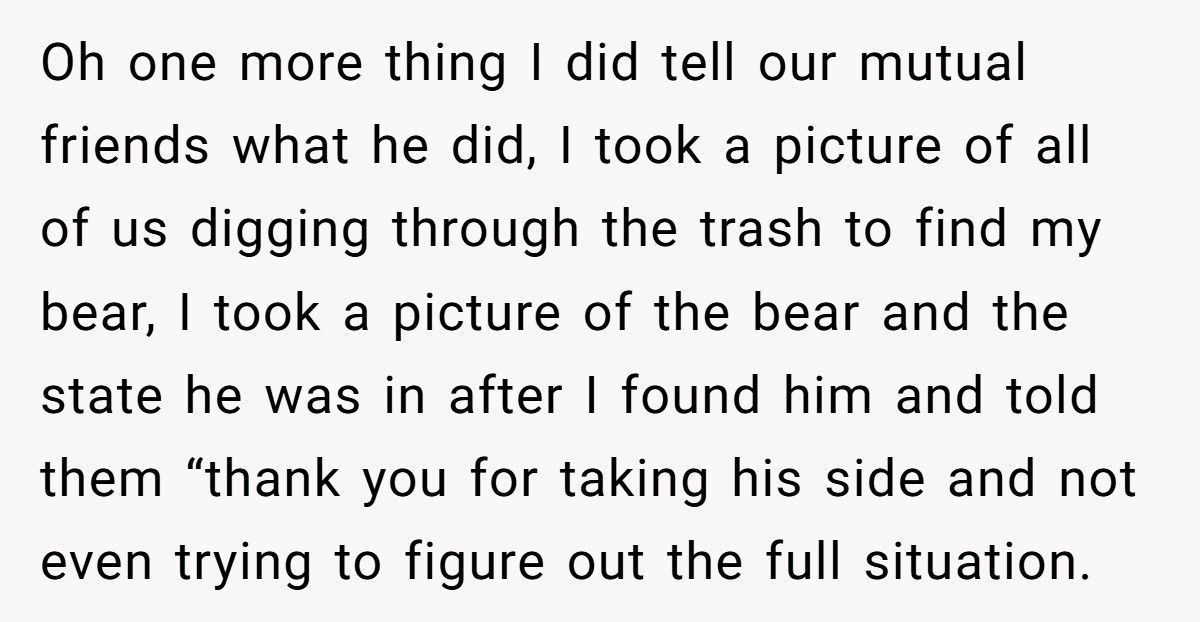 Woman Destroys Boyfriend’s LEGO Collection After He Throws Away Her Childhood Teddy Bear Woman Destroys Boyfriend’s LEGO Collection After He Throws Away Her Childhood Teddy Bear