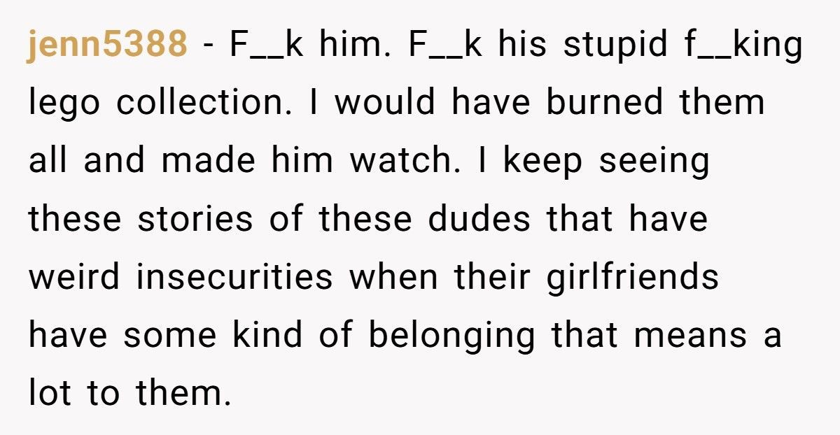 Woman Destroys Boyfriend’s LEGO Collection After He Throws Away Her Childhood Teddy Bear Woman Destroys Boyfriend’s LEGO Collection After He Throws Away Her Childhood Teddy Bear