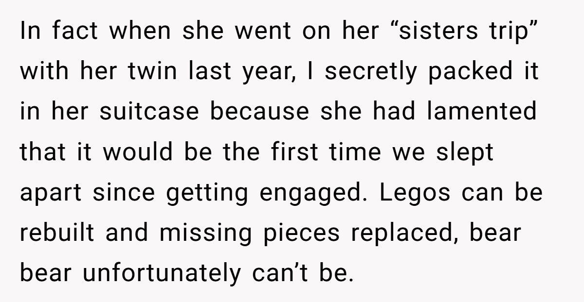 Woman Destroys Boyfriend’s LEGO Collection After He Throws Away Her Childhood Teddy Bear Woman Destroys Boyfriend’s LEGO Collection After He Throws Away Her Childhood Teddy Bear