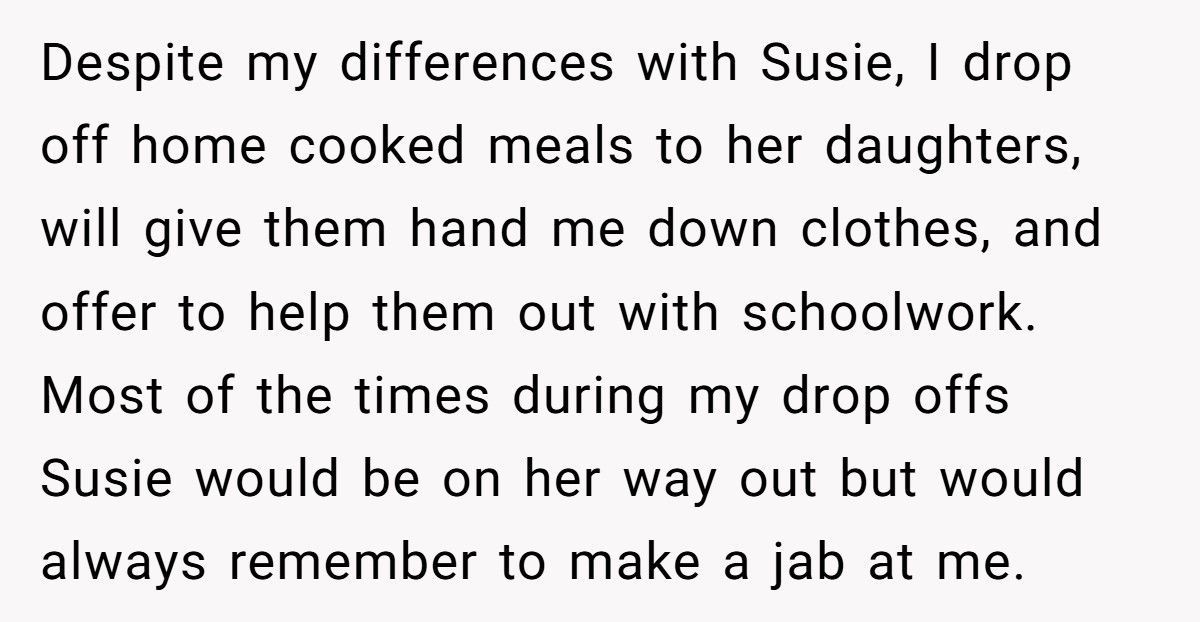 Woman Calls Out Aunt For Creeping On Her Fiancé, Outs Her As A Homewrecker At Family Party