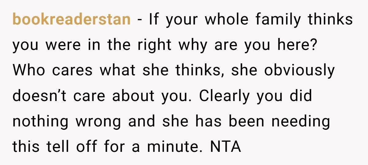 Woman Calls Out Aunt For Creeping On Her Fiancé, Outs Her As A Homewrecker At Family Party