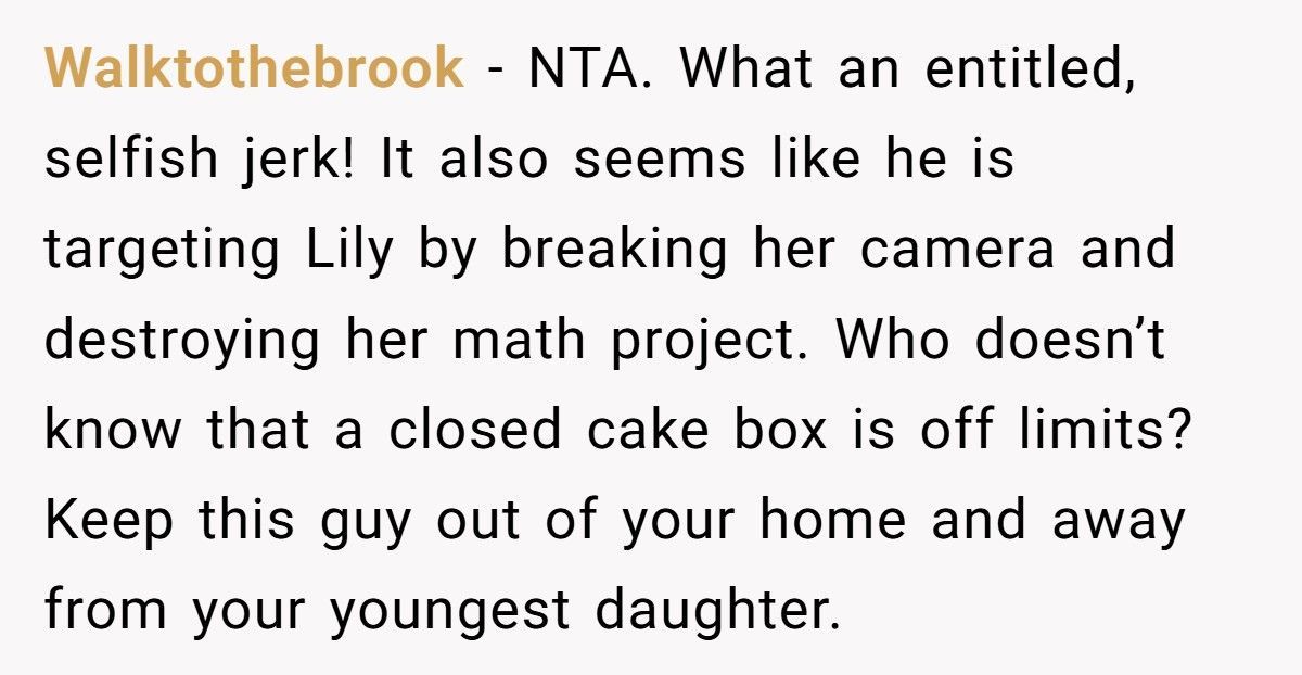 Mom Kicks Daughter’s Boyfriend Out After He Eats The Birthday Cake Before The Party Even Starts