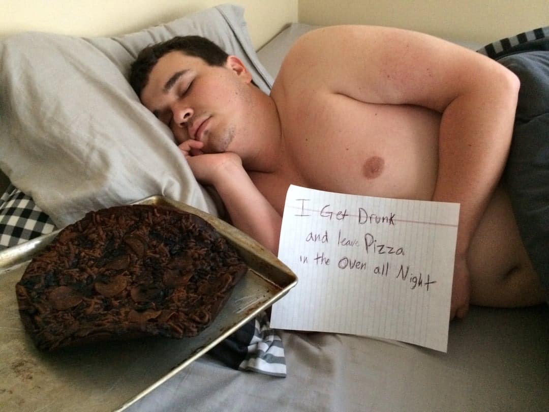 40 Photos That Prove Roommates Are The Real Test Of Human Endurance