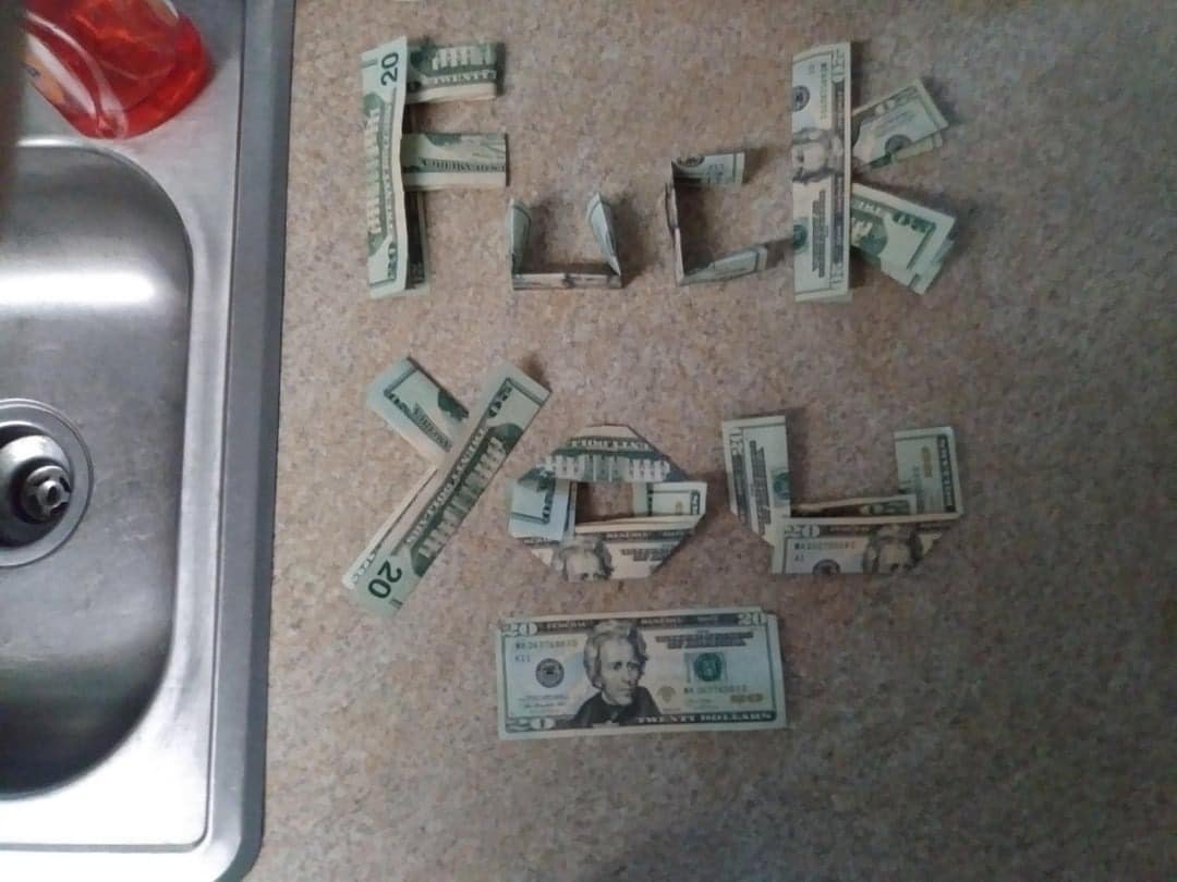 40 Photos That Prove Roommates Are The Real Test Of Human Endurance