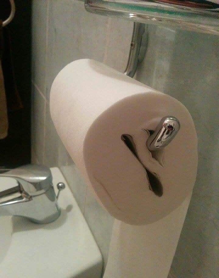 40 Photos That Prove Roommates Are The Real Test Of Human Endurance