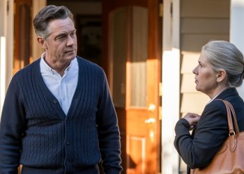 Woman Who Called Her Grandson An “Obstacle” Reappears When She Needs Help Woman Who Called Her Grandson An “Obstacle” Reappears When She Needs Help