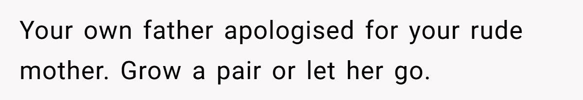 Girlfriend Hosts The Perfect Thanksgiving, Boyfriend’s Mom Calls It A Circus And He Just Sits There