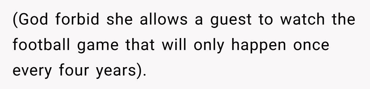 Girlfriend Hosts The Perfect Thanksgiving, Boyfriend’s Mom Calls It A Circus And He Just Sits There