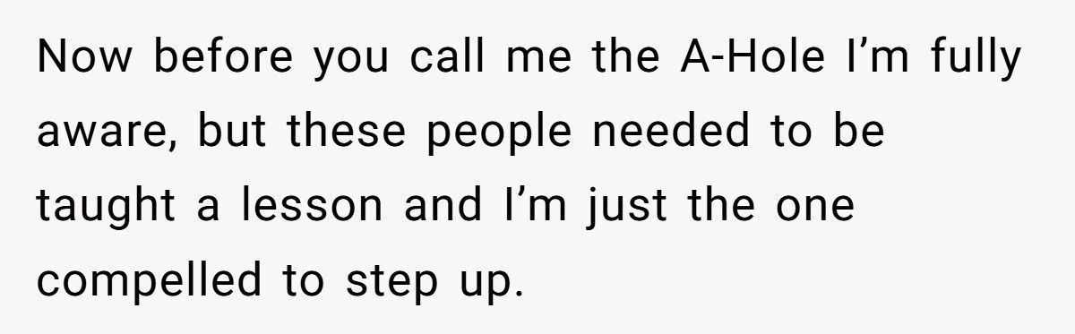 Entitled Shoppers Block A Worker, So A Bystander Teaches Them An Unforgettable Lesson