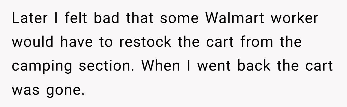 Entitled Shoppers Block A Worker, So A Bystander Teaches Them An Unforgettable Lesson