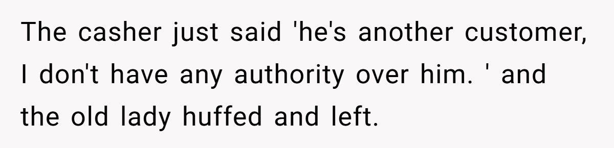 Entitled Shoppers Block A Worker, So A Bystander Teaches Them An Unforgettable Lesson