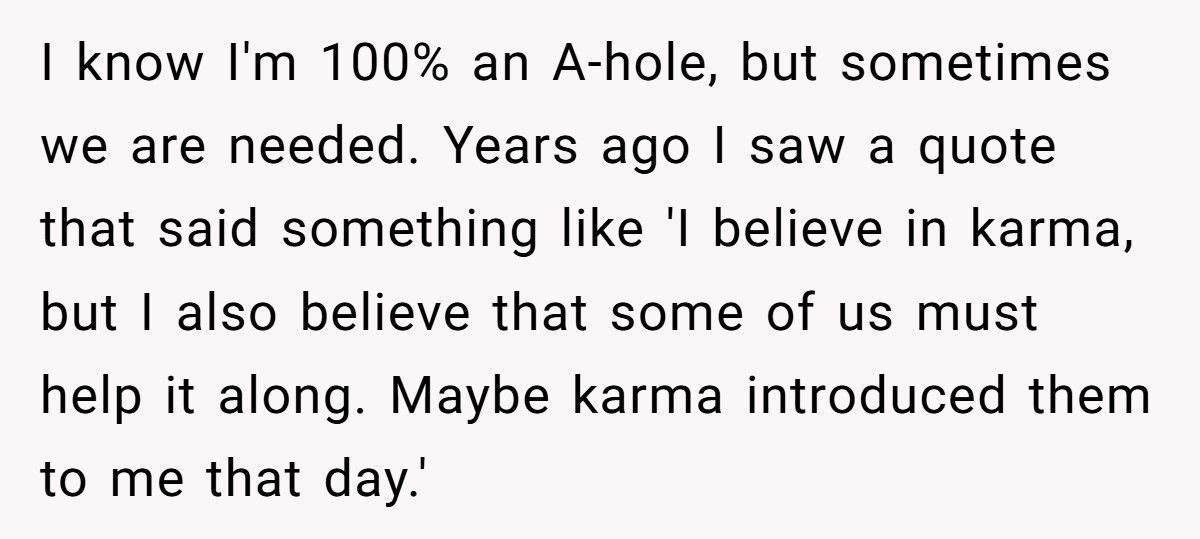 Entitled Shoppers Block A Worker, So A Bystander Teaches Them An Unforgettable Lesson