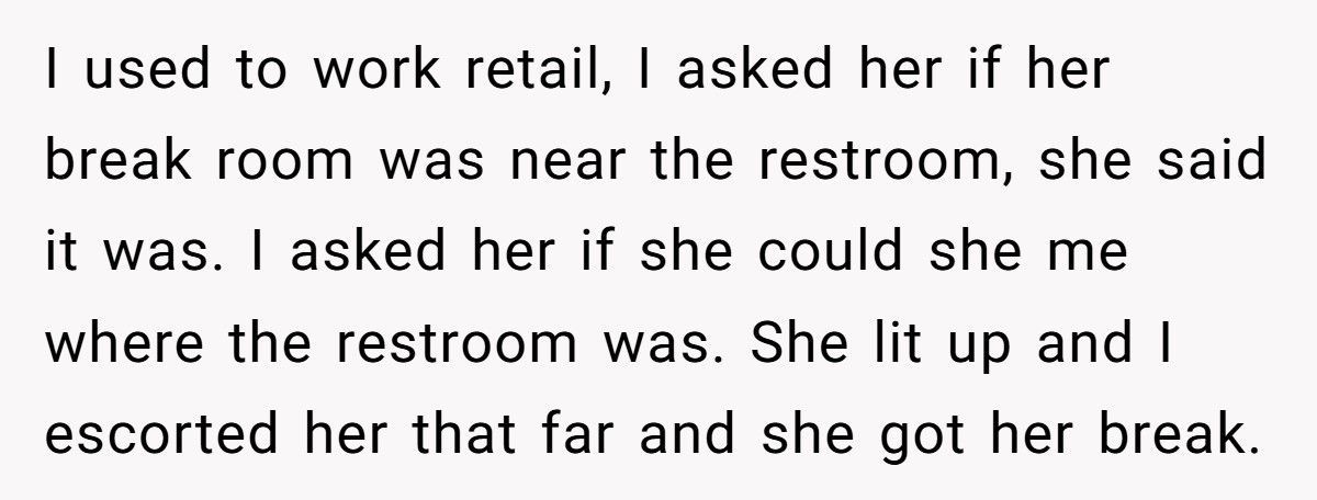 Entitled Shoppers Block A Worker, So A Bystander Teaches Them An Unforgettable Lesson