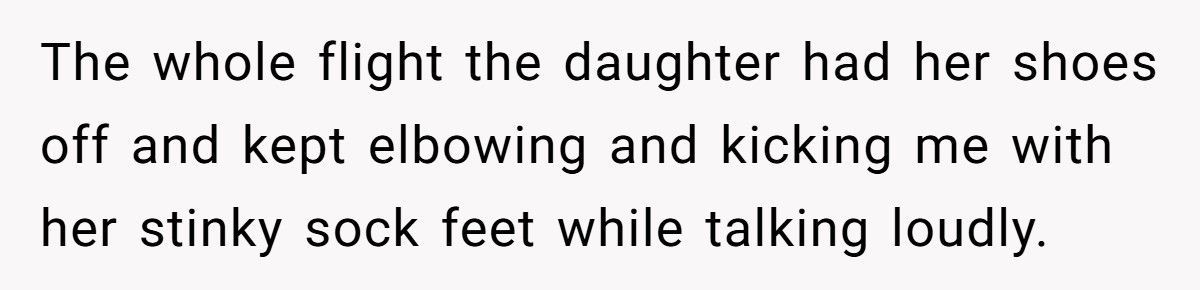 Teen Keeps Kicking Him For A 9 hour Flight, So He Teaches Her A Lesson Before Landing Teen Keeps Kicking Him For A 9 hour Flight, So He Teaches Her A Lesson Before Landing