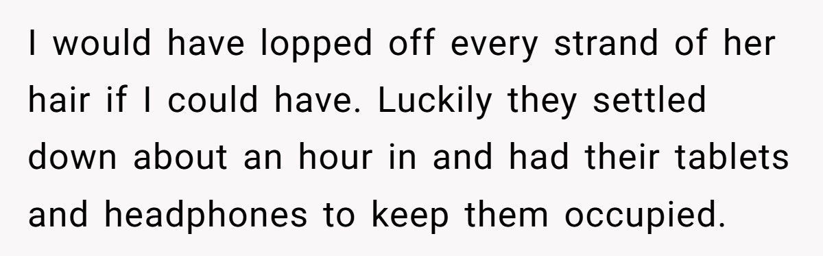 Teen Keeps Kicking Him For A 9 hour Flight, So He Teaches Her A Lesson Before Landing Teen Keeps Kicking Him For A 9 hour Flight, So He Teaches Her A Lesson Before Landing