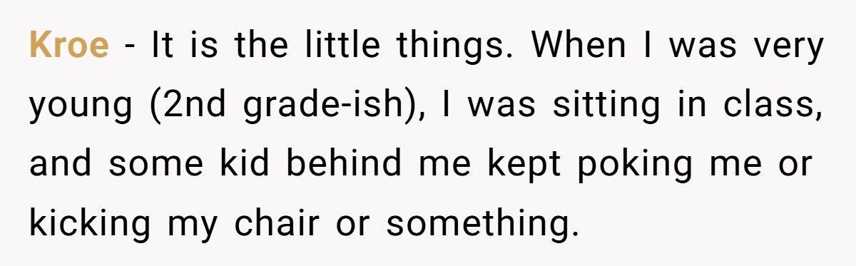 Teen Keeps Kicking Him For A 9 hour Flight, So He Teaches Her A Lesson Before Landing Teen Keeps Kicking Him For A 9 hour Flight, So He Teaches Her A Lesson Before Landing