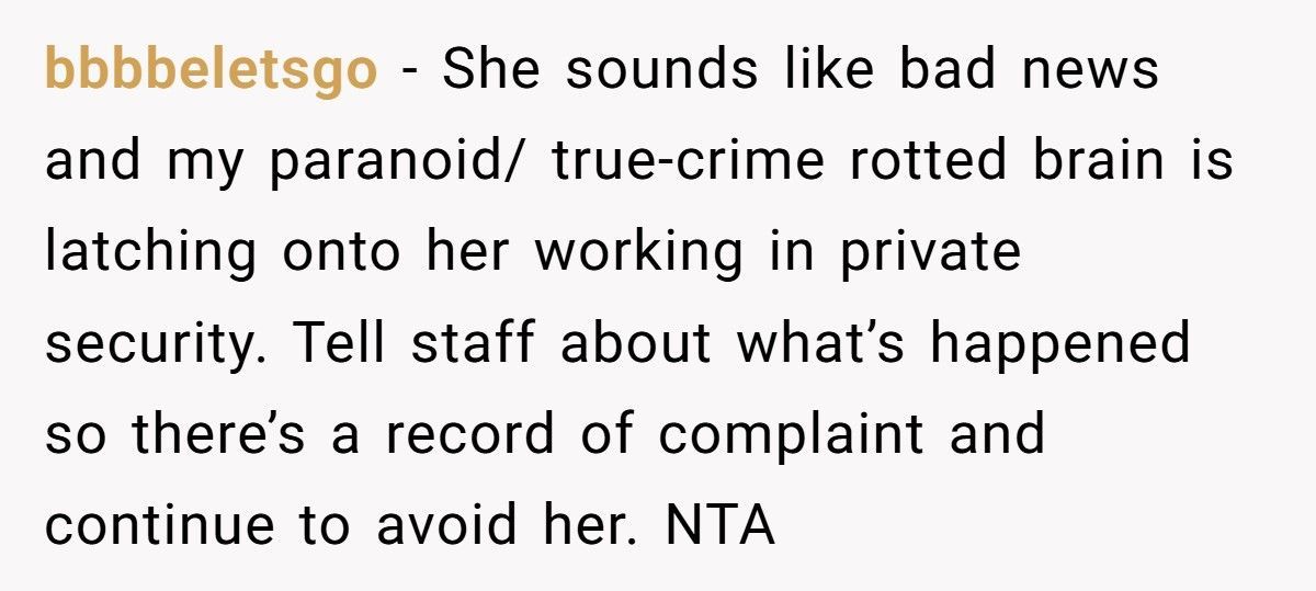 Guy Says He’s Not Interested, Woman At The Gym Keeps Showing Up In His Workout Routine