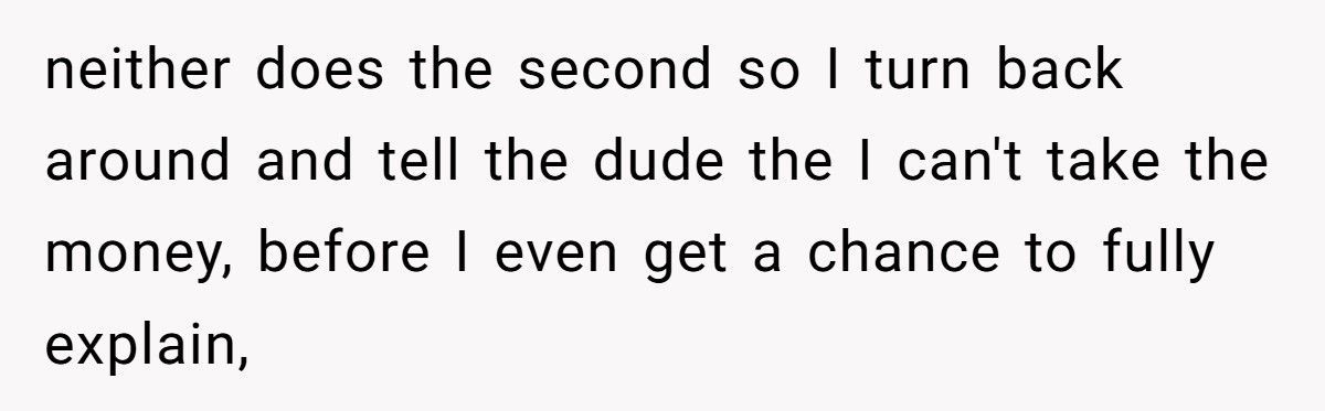 Customer Tried Paying With Fake Cash, Got Arrested Right After Telling The Cashier How To Do His Job
