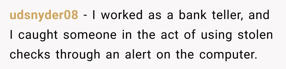 Customer Tried Paying With Fake Cash, Got Arrested Right After Telling The Cashier How To Do His Job