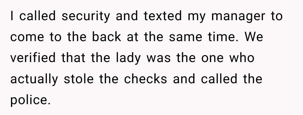 Customer Tried Paying With Fake Cash, Got Arrested Right After Telling The Cashier How To Do His Job