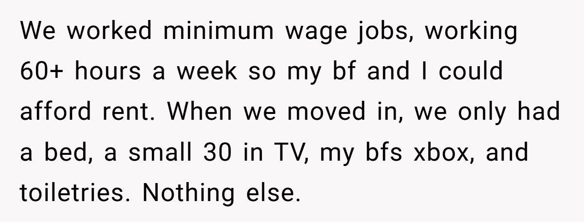 Woman Buys $100 Chair For Her Sister, Sister Accuses Her Of Calling Her Fat