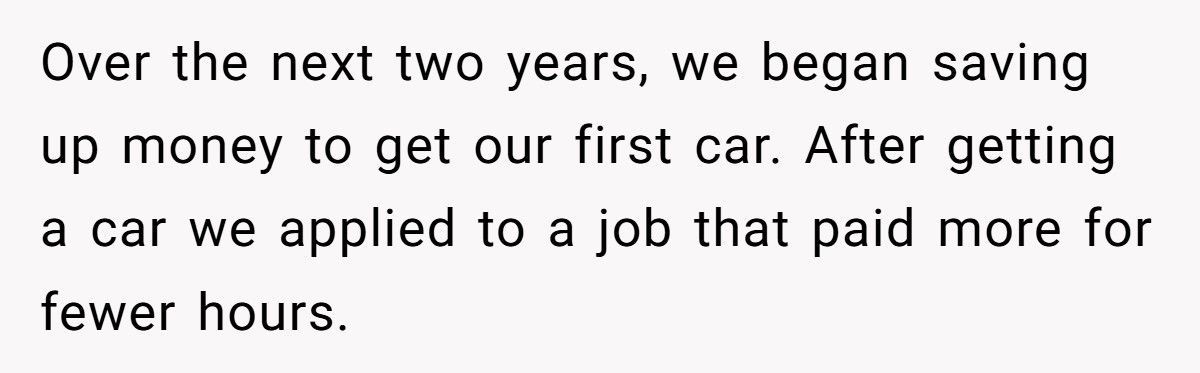 Woman Buys $100 Chair For Her Sister, Sister Accuses Her Of Calling Her Fat