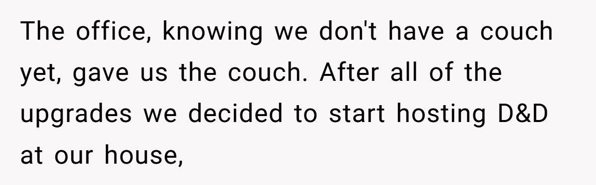 Woman Buys $100 Chair For Her Sister, Sister Accuses Her Of Calling Her Fat