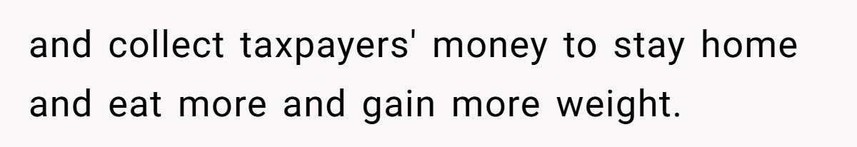 Woman Buys $100 Chair For Her Sister, Sister Accuses Her Of Calling Her Fat