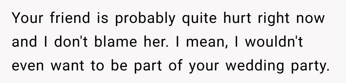 Bride Demands Bridesmaid Take Off Glasses So She ‘Doesn’t Ruin The Photos’, Internet Loses It