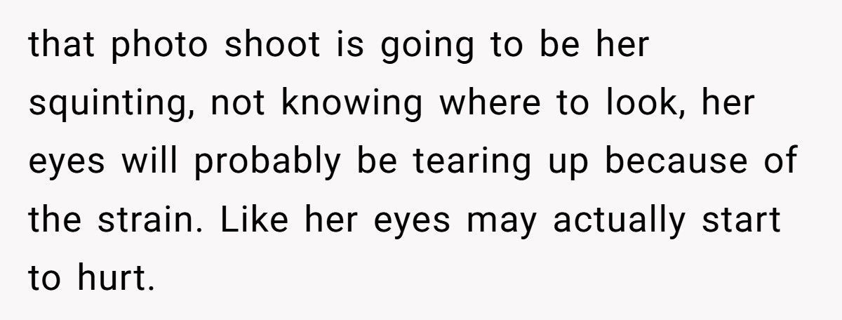 Bride Demands Bridesmaid Take Off Glasses So She ‘Doesn’t Ruin The Photos’, Internet Loses It