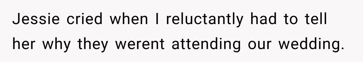 Man Refuses To Let His Parents Meet His Kids After They Rejected His Deaf Wife