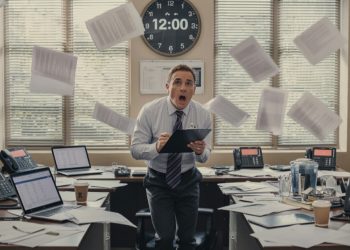 Boss Demands Everyone Take Lunch At 12:00, Instantly Regrets It