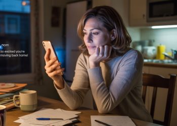 Woman Lies To Friends And Family To Catch The Person Leaking Info To Her Narcissistic Parents