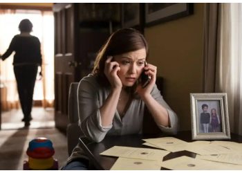 A Woman Yells at Her Mom After She Says She Might Miss Her Husband’s Memorial – Was She Wrong?