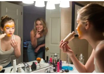 Woman’s Roommate Kept Using Her Makeup Without Asking – So She Taught Her a Lesson She’d Never Forget