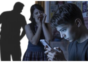 Daughter Finally Admits Why She Stays Away from Home - and Her Mom Can’t Handle the Truth Daughter Finally Admits Why She Stays Away from Home – and Her Mom Can’t Handle the Truth