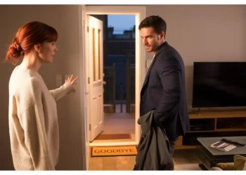 Woman Walks Away After Partner Calls Her ‘Stupid’ Over a Simple Mistake Woman Walks Away After Partner Calls Her ‘Stupid’ Over a Simple Mistake