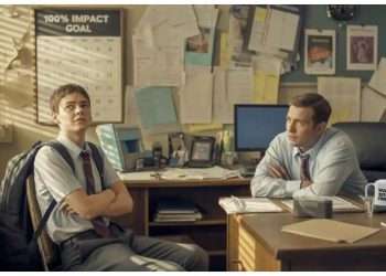 School Threatens to Ban Student from Graduation, He Calls Their Bluff and Walks Away Laughing School Threatens to Ban Student from Graduation, He Calls Their Bluff and Walks Away Laughing