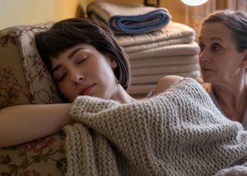 Woman Gives Couch To Sick Friend, Upsets Mom