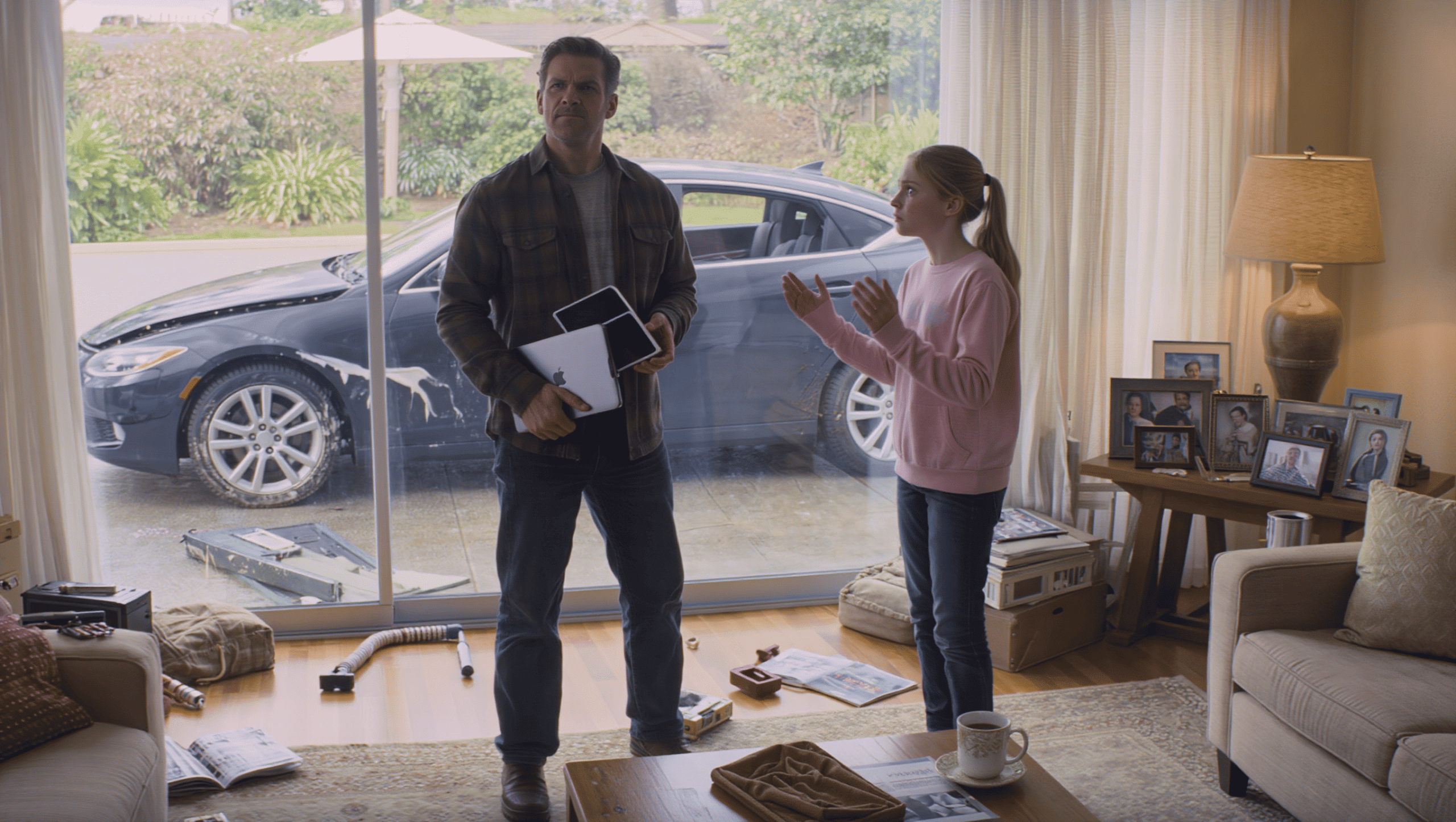 Niece Causes Car Crash, Uncle Worries Deeply, Still Threatens Selling Her Treasured Electronics