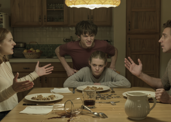 17-Year-Old Refuses Lifelong Care For Autistic Sister, Leaving Parents Stunned And Scrambling