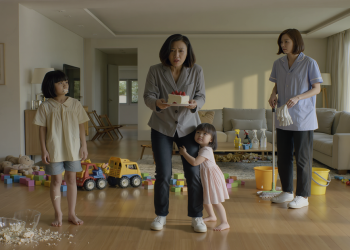 Mom Fires Cleaner After Sister’s Cake Theft and Smashed Heirloom Chaos