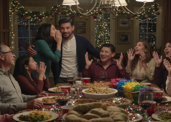 Woman Threatens To Walk From Bilingual Party, Demands English Conversation Only, Mom’s Reaction Shocks Her